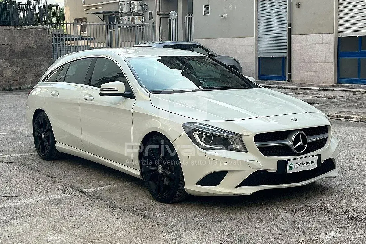 Usata Mercedes CLA200 Premium 136 CV (100 kW) 2016 Bianco Coupé