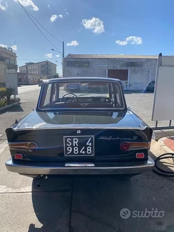 Usata Lancia Fulvia 45 CV (33 kW) 1960 Verde Berlina