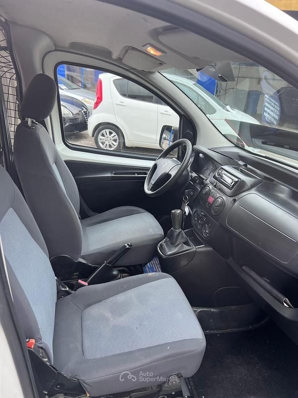 Usata Peugeot Bipper 75 CV (55 kW) 2010 Monovolume