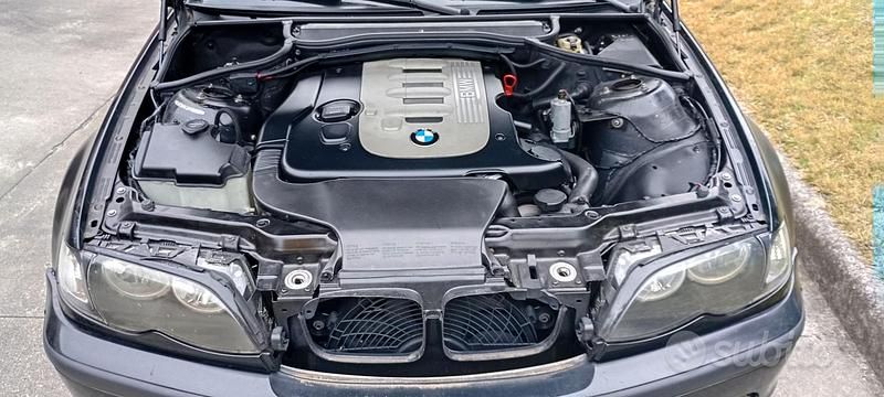 Usata BMW 330 204 CV (150 kW) 2003 Nero Berlina