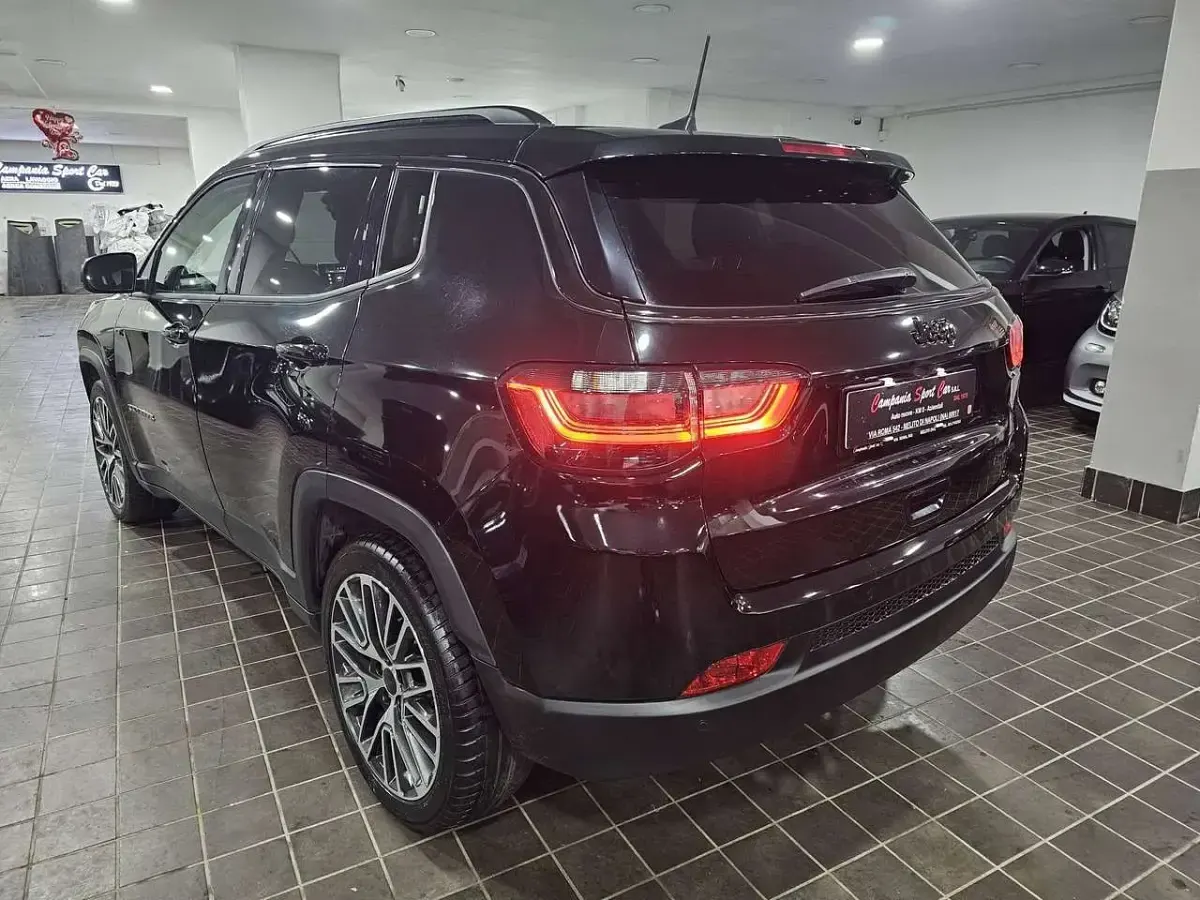 Usata Jeep Compass Limited 131 CV (96 kW) 2023 Solid black SUV