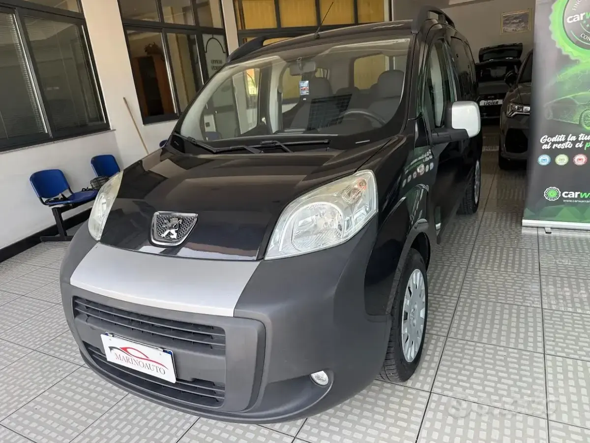 Usata Peugeot Bipper 75 CV (55 kW) 2011 Nero Monovolume