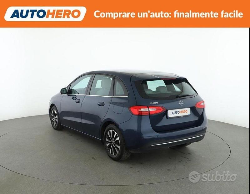 Usata Mercedes B180 Executive 136 CV (100 kW) 2022 Blu Monovolume