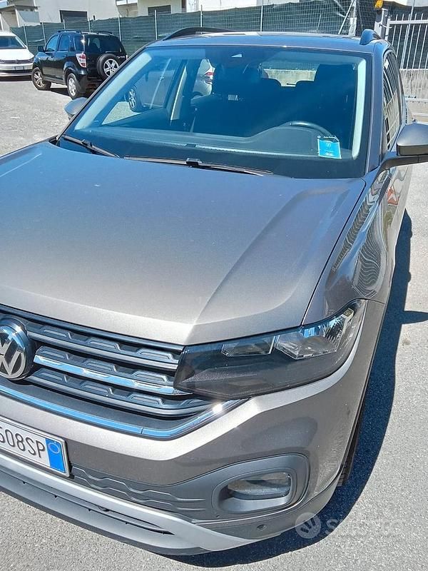 Grigio Usata 2020 VW T-Cross Style SUV | 17.850 € (Buon prezzo) - Immagine 1/4