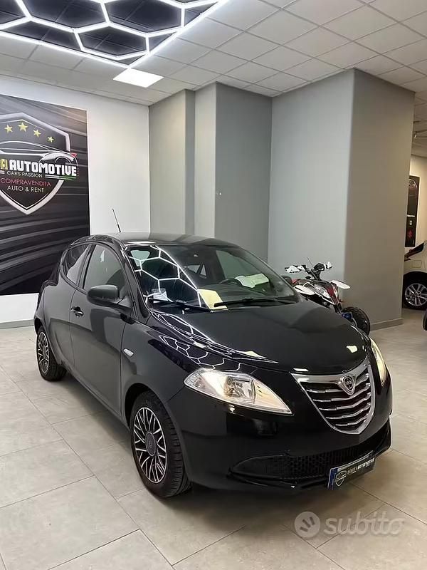 Usata Lancia Ypsilon S 69 CV (50 kW) 2013 Nero Utilitaria