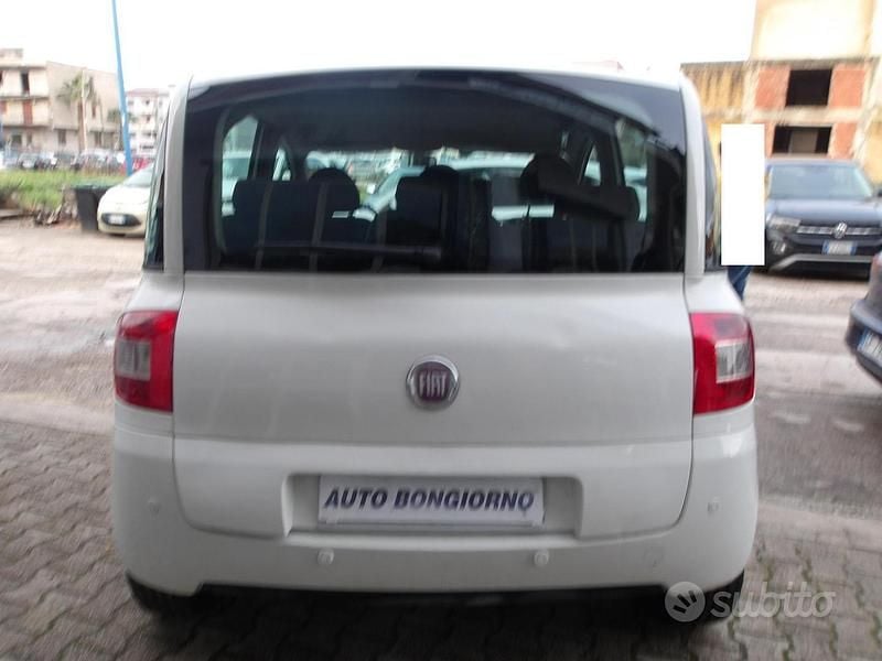 Usata Fiat Multipla Emotion 120 CV (88 kW) 2009 Blu Monovolume