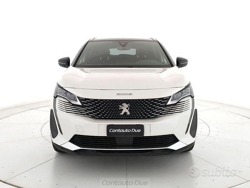 Usata Peugeot 3008 GT 130 CV (95 kW) 2022 Bianco SUV