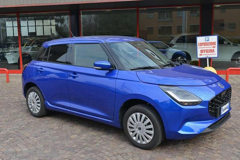 Usata Suzuki Swift 83 CV (61 kW) 2025 Blu azzorre Utilitaria