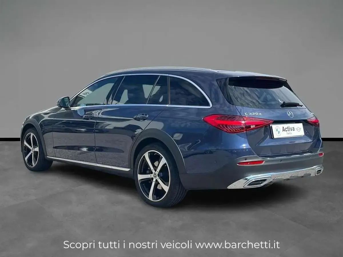 Usata Mercedes C220 Advanced 200 CV (147 kW) 2024 Blu/azzurro Station wagon