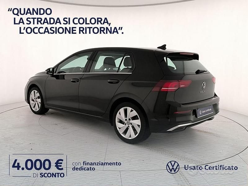 Begagnad VW Golf VIII Style 150 HK (110 kW) 2025 Svart Sedan
