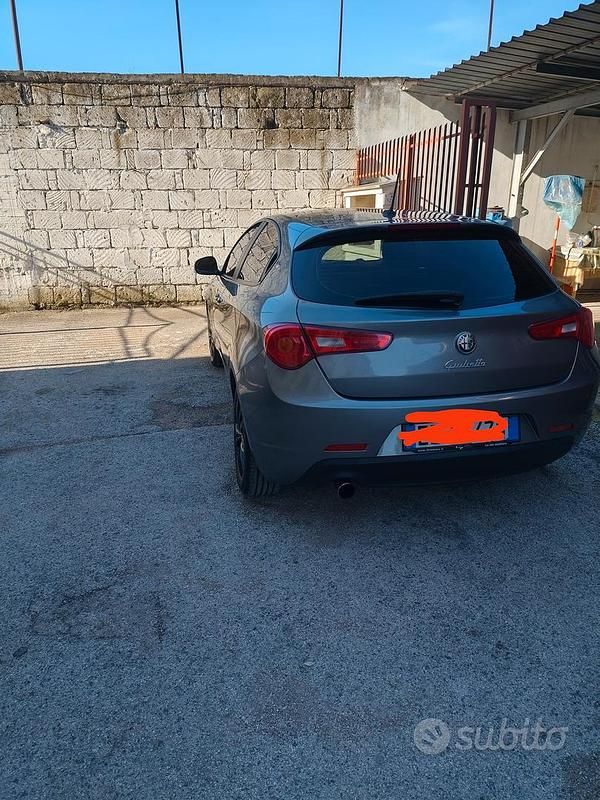 Usata Alfa Romeo Giulietta 2015 Grigio Utilitaria
