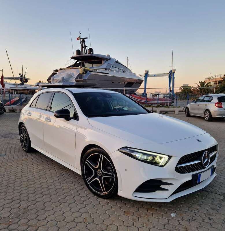 Bianco Usata 2018 Mercedes A180 Premium Tre volumi | 24.990 € (Molto cara) - Immagine 1/4