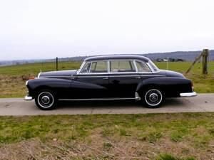 Begagnad Mercedes 300 160 HK (117 kW) 1958 Svart Sedan