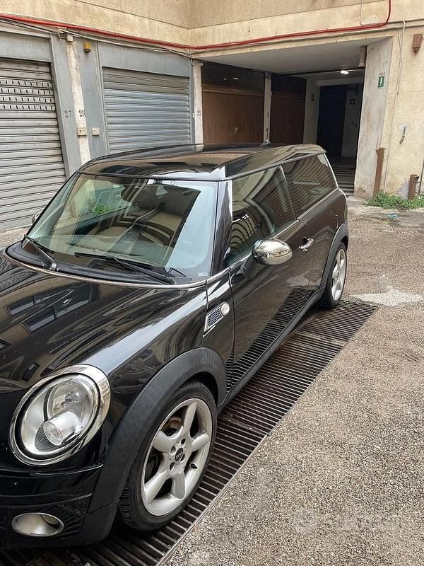 Nero Usata 2010 Mini Cooper D Clubman Station wagon | 5300 € - Immagine 1/4