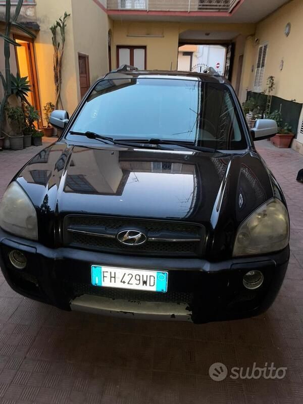 Usata Hyundai Tucson 112 CV (82 kW) 2005 Nero SUV