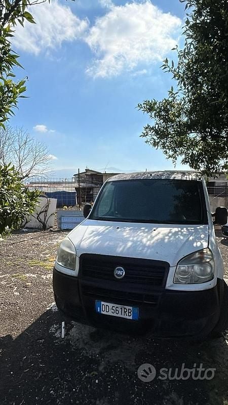 Usata Fiat Doblò 75 CV (55 kW) 2006 Monovolume