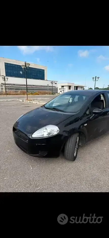 Usata Fiat Grande Punto 90 CV (66 kW) 2009 Nero Utilitaria