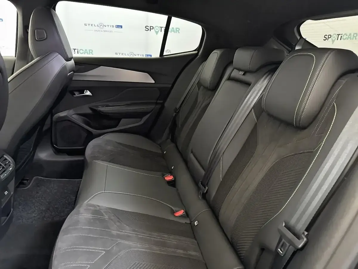 Usata Peugeot 408 GT GT 131 CV (96 kW) 2023 Grigio SUV