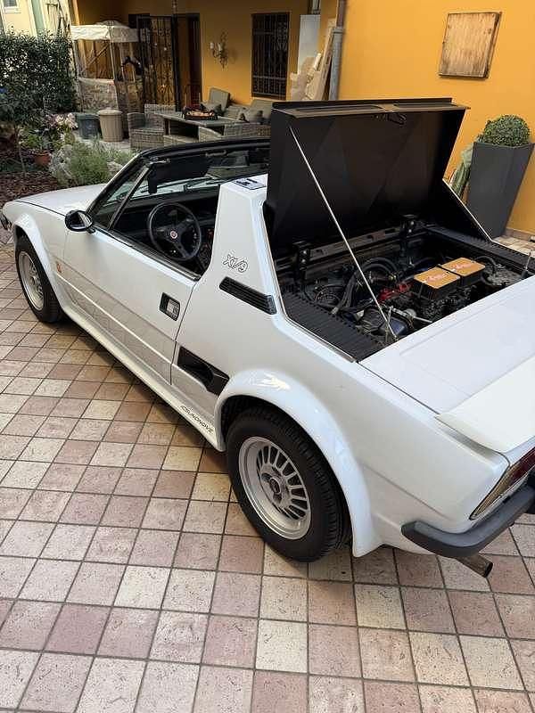 Usata Fiat X 1/9 88 CV (64 kW) 1974 Bianco Cabrio