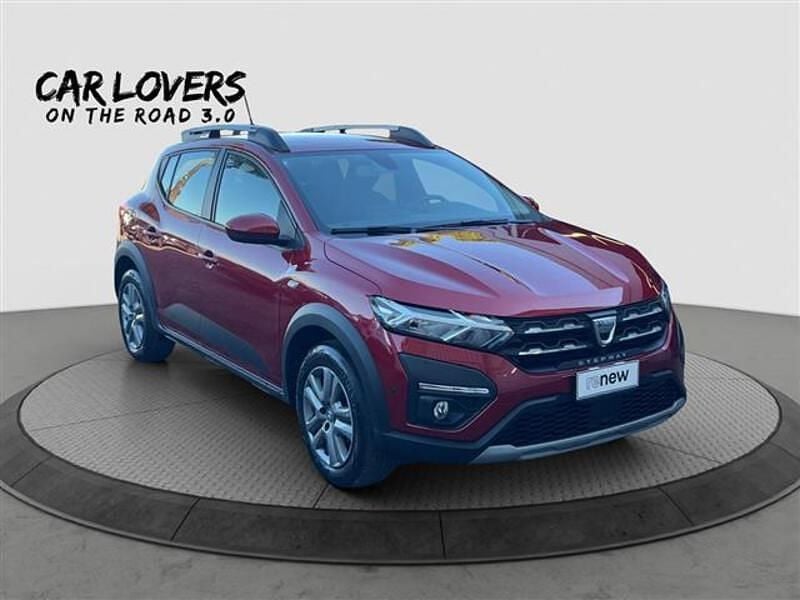 Usata Dacia Sandero Comfort 101 CV (74 kW) 2022 Rosso Utilitaria