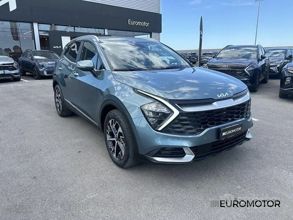 Usata Kia Sportage Style 230 CV (169 kW) 2023 Verde SUV