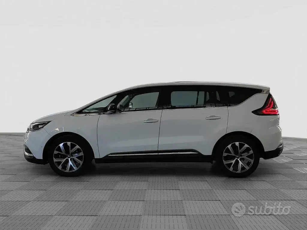 Käytetty Renault Espace Intens 160 HP (117 kW) 2018 Valkoinen Tila-auto