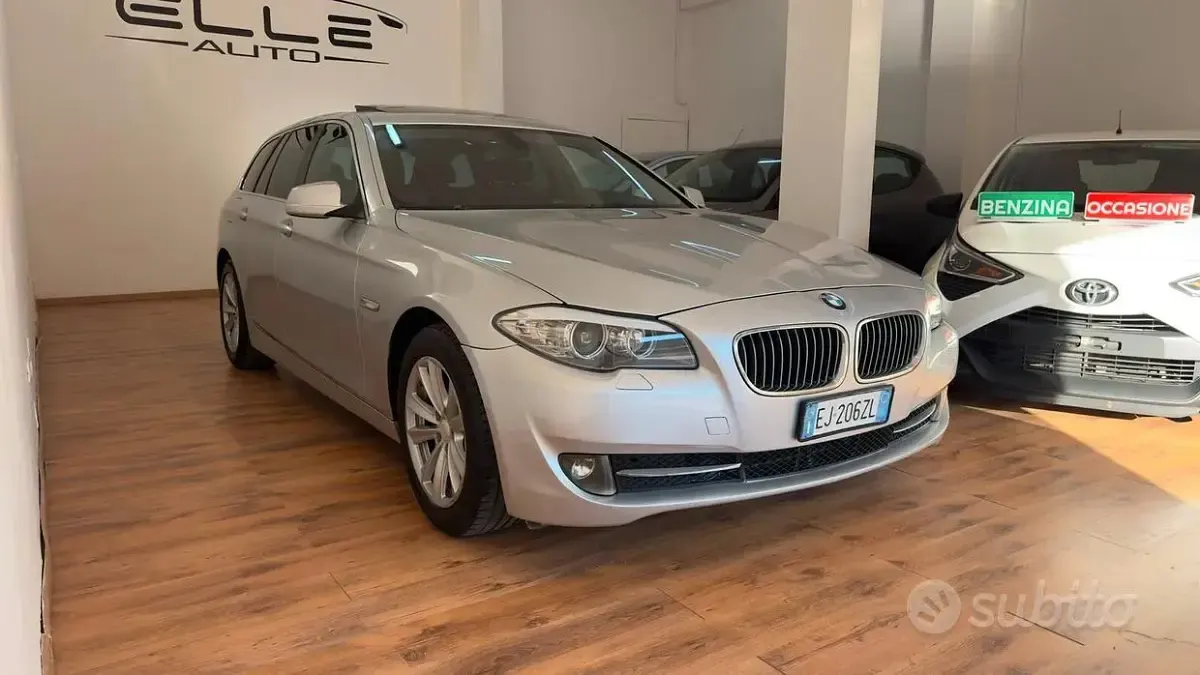 Usata BMW 520 184 CV (135 kW) 2011 Grigio Station wagon