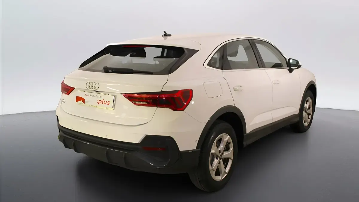Usata Audi Q3 Sportback Business Plus 245 CV (180 kW) 2023 Bianco arkona SUV