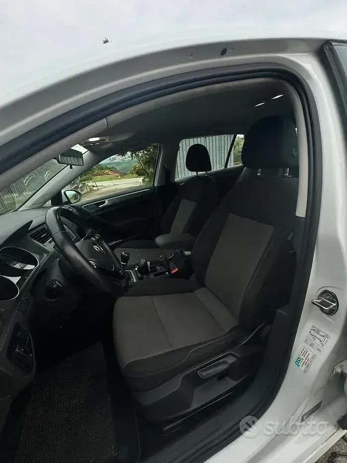 Usata VW Golf VII 90 CV (66 kW) 2014 Bianco Berlina