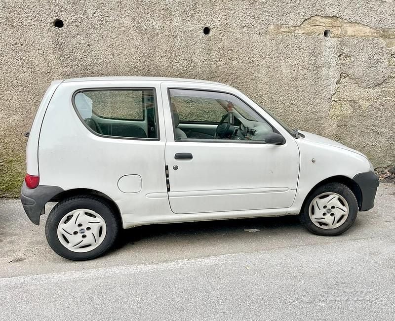 Usata Fiat Seicento 54 CV (39 kW) 2007 Bianco Utilitaria