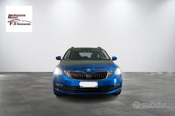 Usata Skoda Octavia Style 115 CV (84 kW) 2018 Blu Station wagon
