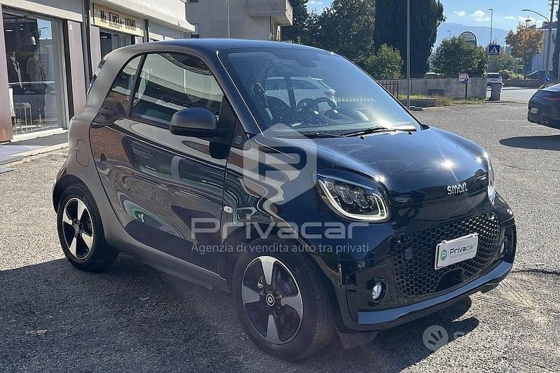 Usata Smart ForTwo Coupé Passion 41 kW (56 CV) 2021 Nero Utilitaria