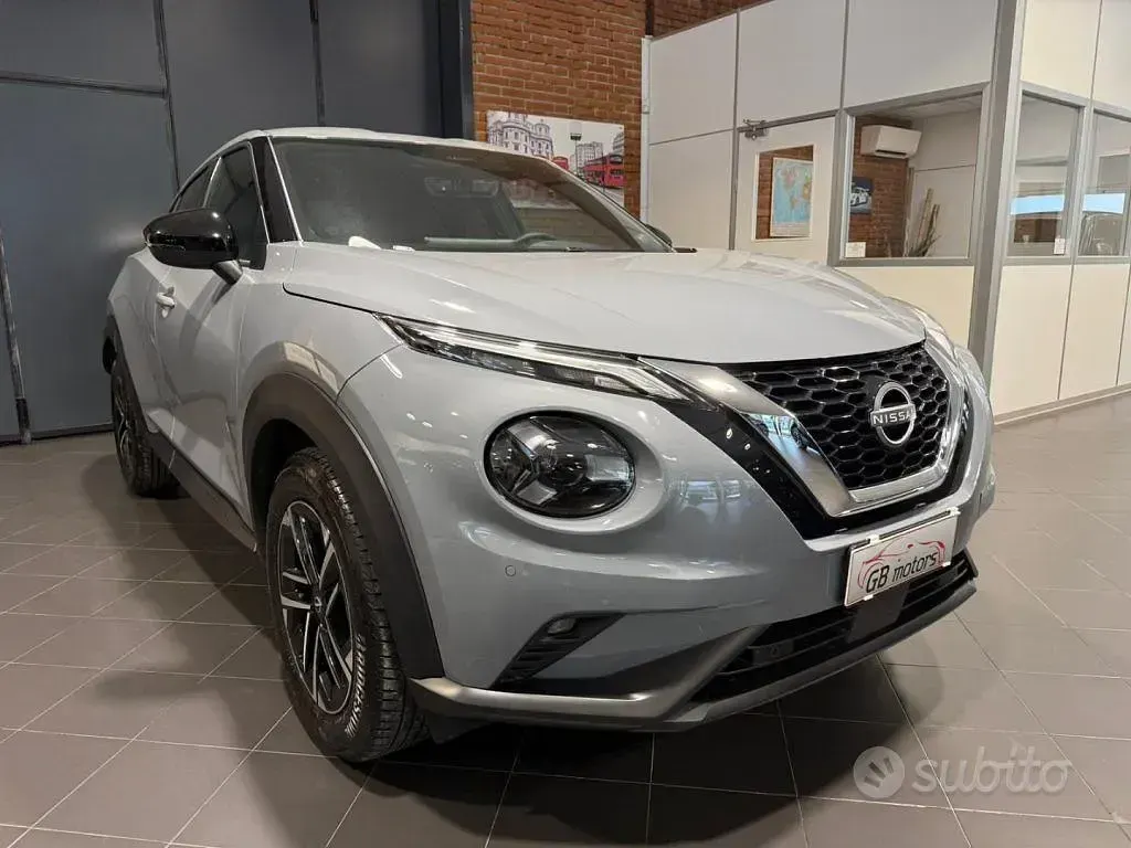 Usata Nissan Juke N-Connecta 114 CV (83 kW) 2025 Grigio SUV