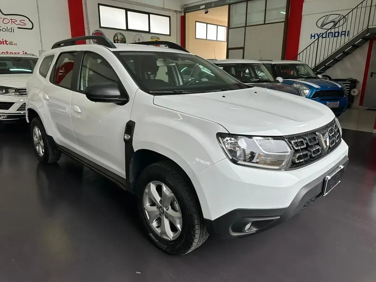 Usata Dacia Duster Comfort 116 CV (85 kW) 2019 Bianco SUV