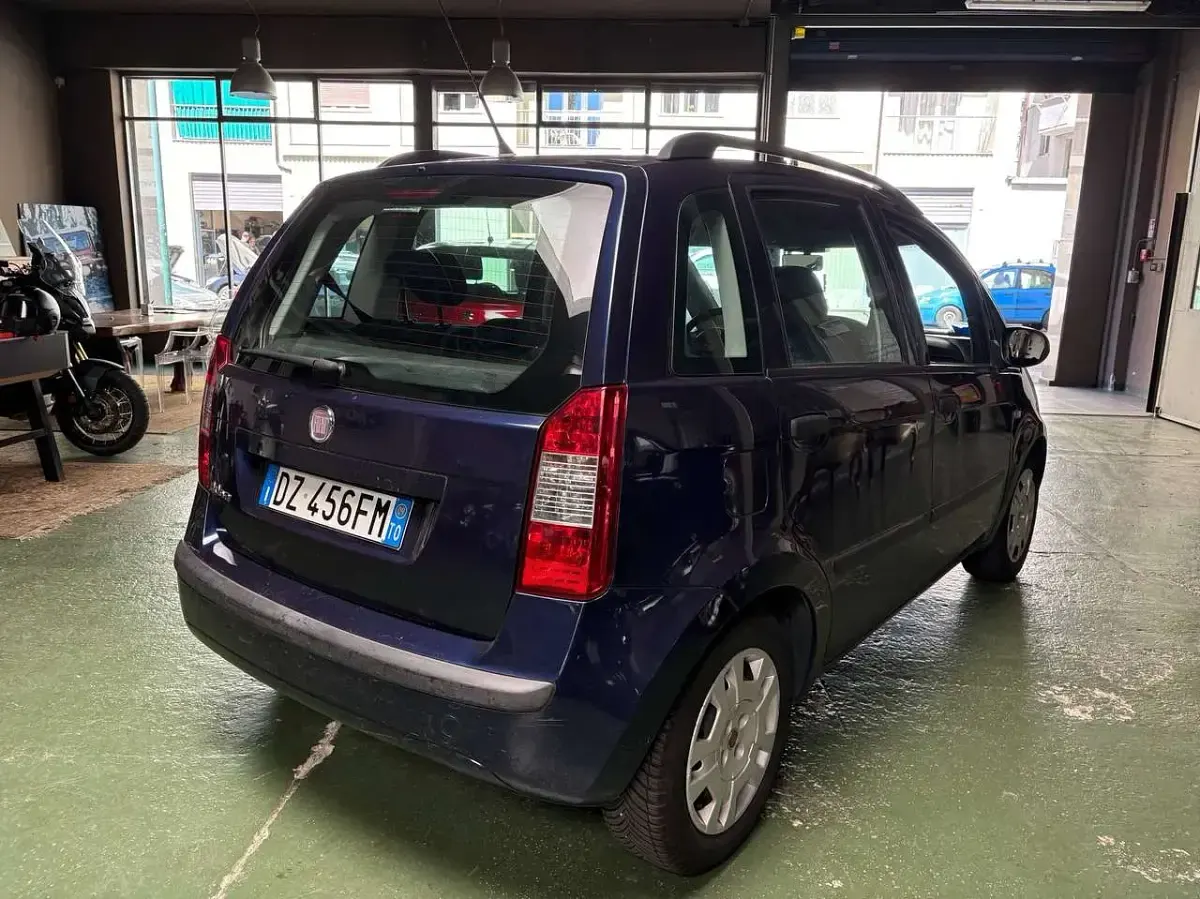 Usata Fiat Idea 77 CV (56 kW) 2009 Blu/azzurro Monovolume