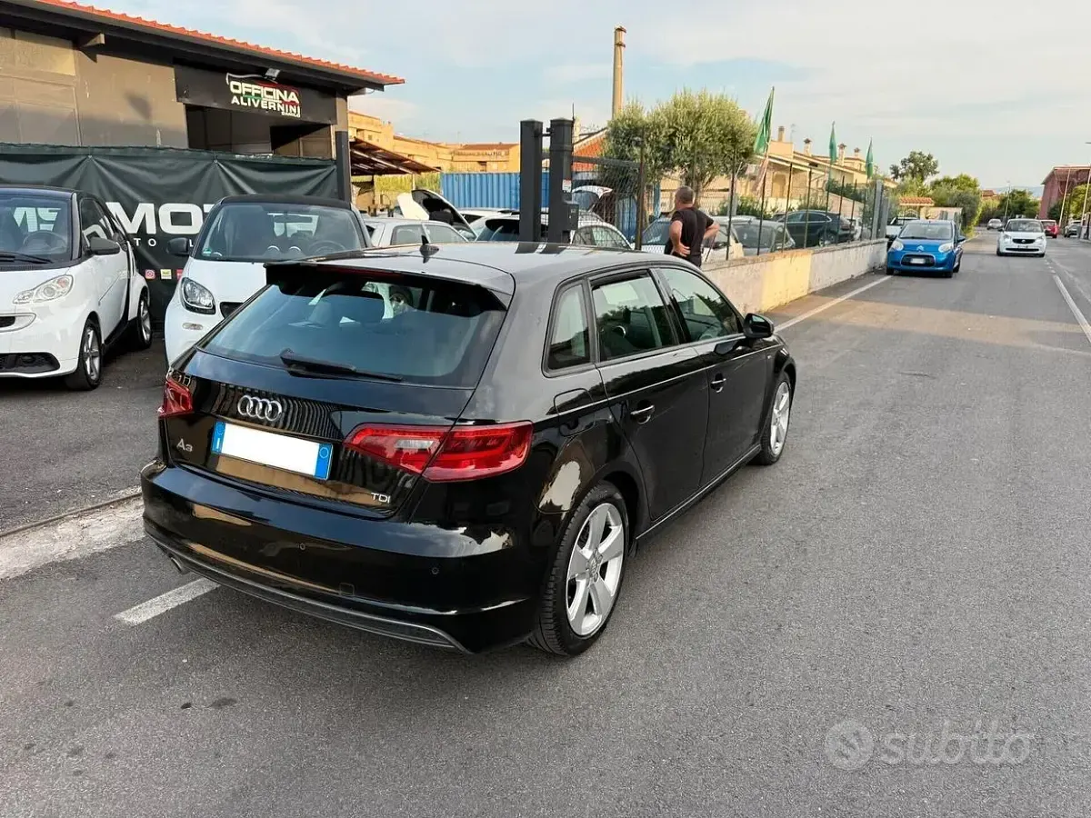 Usata Audi A3 S-Line 110 CV (80 kW) 2015 Nero Berlina