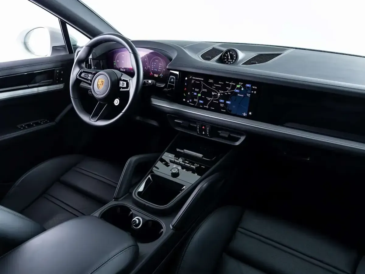 Gebraucht Porsche Cayenne 470 PS (345 kW) 2024 Weiß SUV