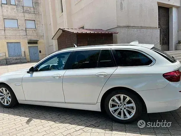 Usata BMW 520 Efficient Dynamics 190 CV (139 kW) 2017 Bianco Station wagon
