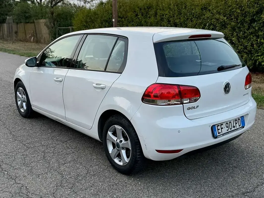 Usata VW Golf VI United 80 CV (58 kW) 2011 Berlina