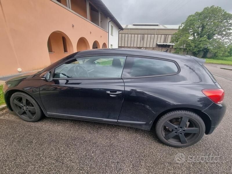 Usata VW Scirocco 200 CV (147 kW) 2008 Nero Coupé