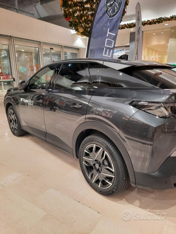 Usata Peugeot 3008 136 CV (100 kW) 2025 Grigio SUV
