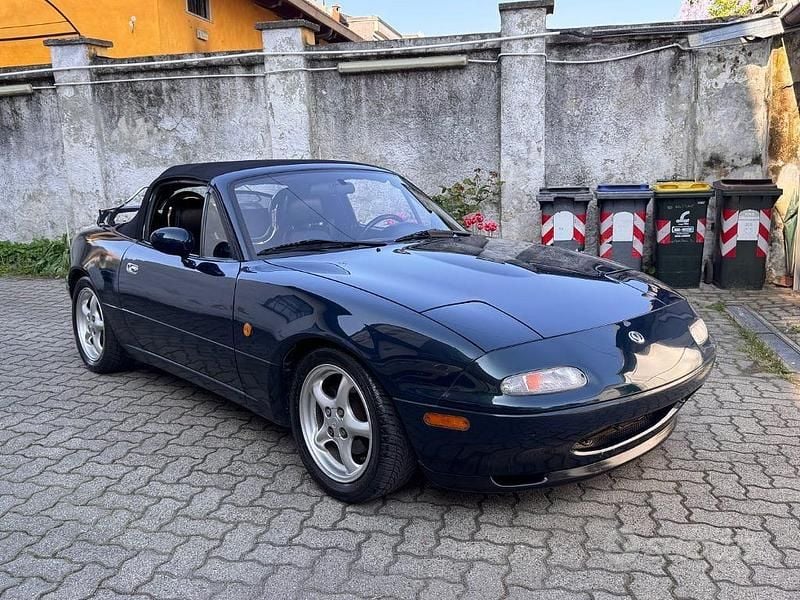 Usata Mazda MX5 90 CV (66 kW) 1998 Blu Cabrio