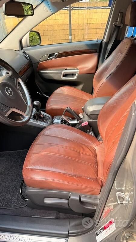 Usata Opel Antara 150 CV (110 kW) 2007 Verde SUV