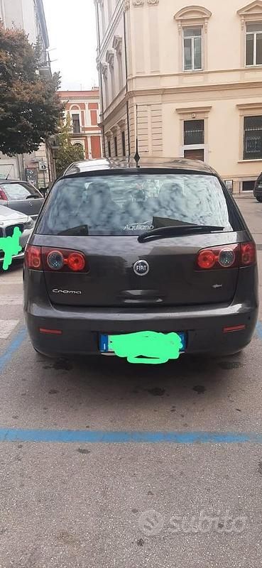 Usata Fiat Croma 140 CV (102 kW) 2005 Grigio Station wagon