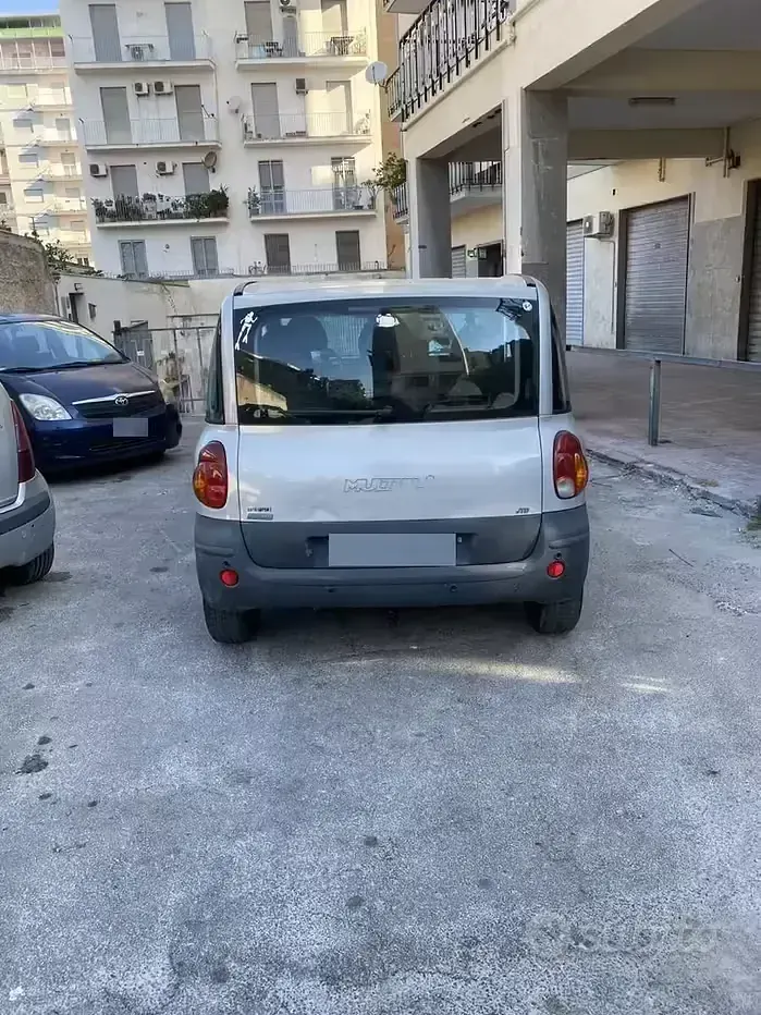 Usata Fiat Multipla 116 CV (85 kW) 2002 Monovolume