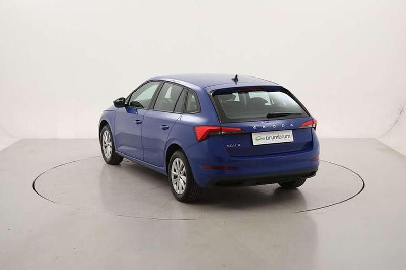 Usata Skoda Scala Ambition 95 CV (69 kW) 2023 Blu Utilitaria