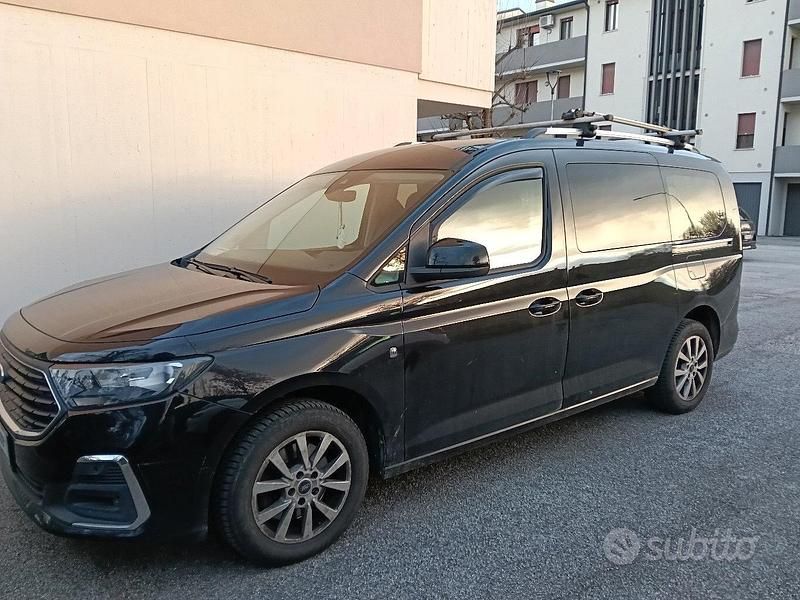 Usata Ford Tourneo 2022 Nero Monovolume