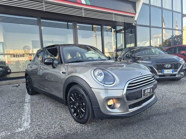 Usata Mini One D Hype 95 CV (69 kW) 2018 Grigio Utilitaria