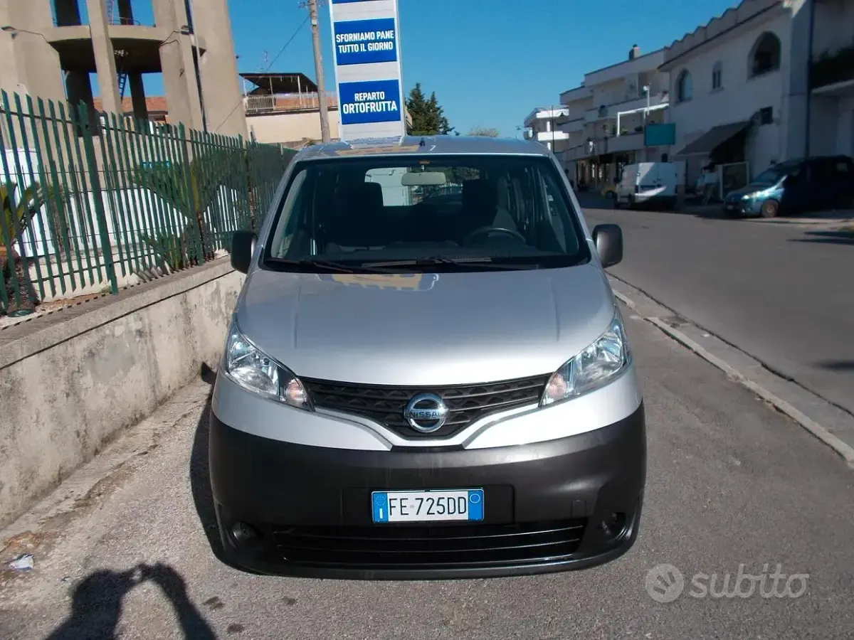 Usata Nissan NV200 90 CV (66 kW) 2016 Grigio Monovolume