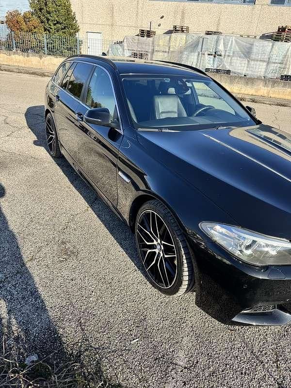 Usata BMW 525 Comfort Edition 218 CV (160 kW) 2014 Station wagon